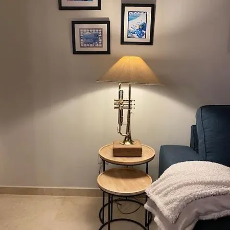 2 Bedroom Boutique Apartment 200 Mts From The Beach Estepona