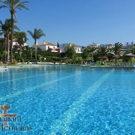 Apartment 2 Bedroom Boutique Apartment 200 Mts From The Beach