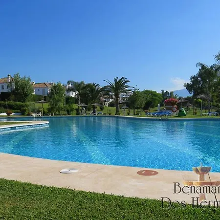2 Bedroom Boutique Apartment 200 Mts From The Beach Apartment Estepona